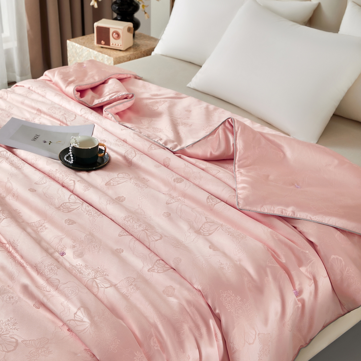 91家纺网 家纺一手货源 找家纺 （总）样样红被业 2026新款莫代尔提花纯蚕丝被子被芯