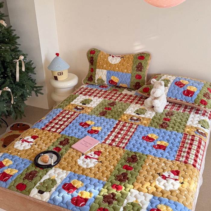 91家纺网 家纺一手货源 找家纺 （总）Sweet dreams甜梦 2025新款高克重牛奶绒印花夹棉床笠