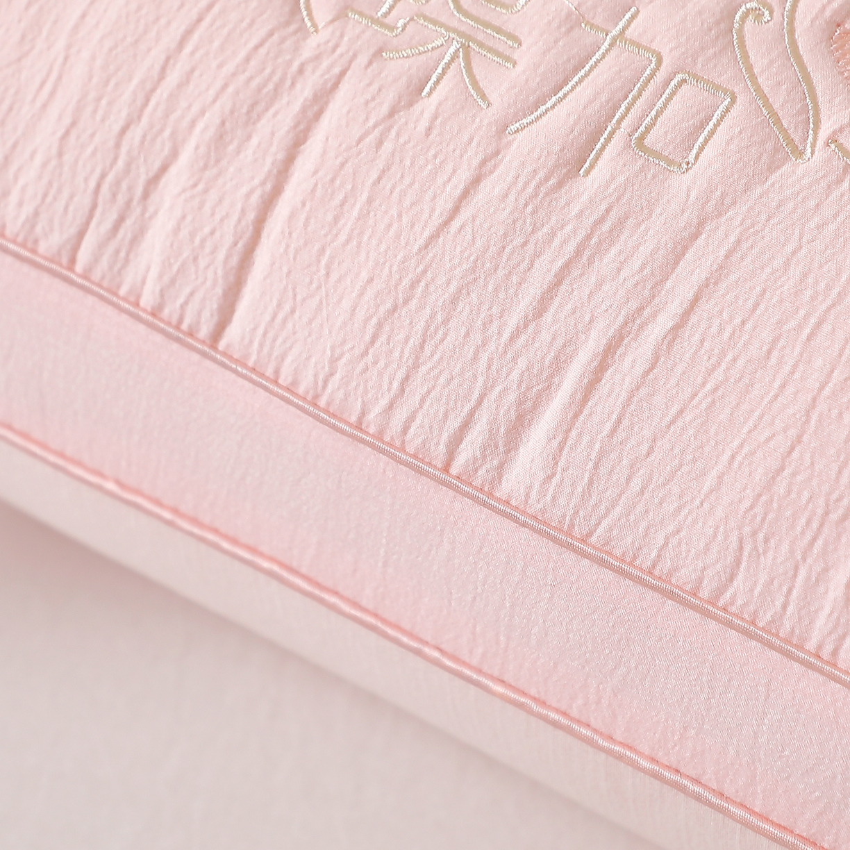 91家纺网 家纺一手货源 找家纺 佳尚枕芯 2025新款亲肤木棉福气蝶加枕头枕芯 粉色