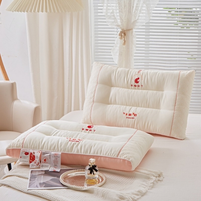 91家纺网 家纺一手货源 找家纺 佳尚枕芯 2025新款亲肤舒适莫代尔生姜抗菌枕羽丝绒枕头枕芯 石榴红了
