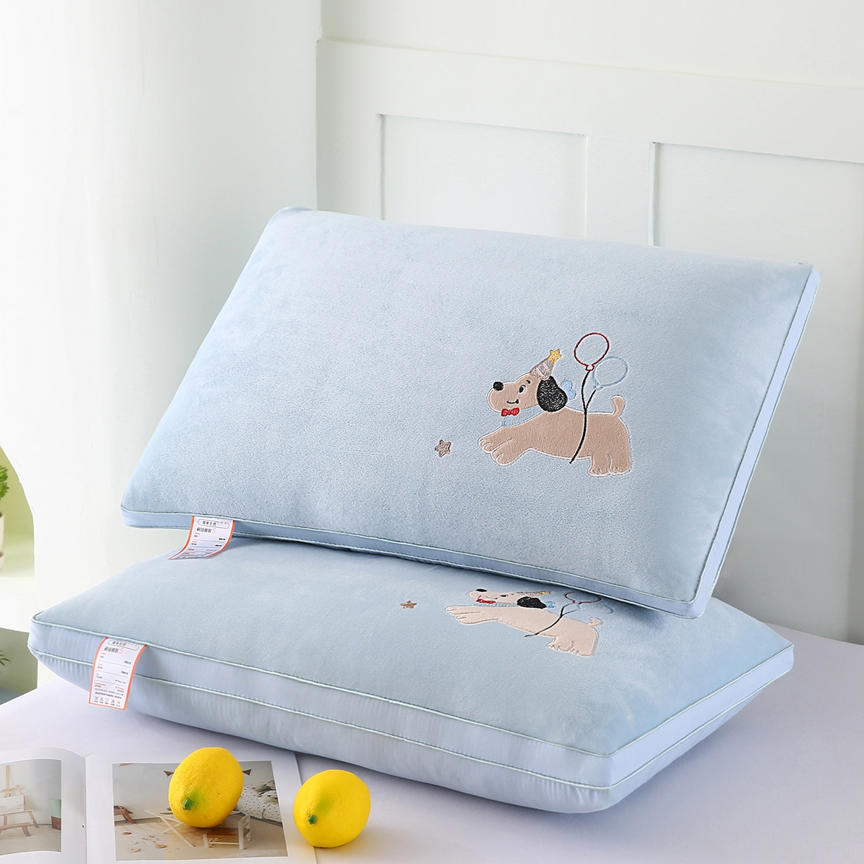 佳尚枕芯 2025新款水晶绒保暖枕卡通绣花超柔学生枕枕头枕芯 小狗-天蓝