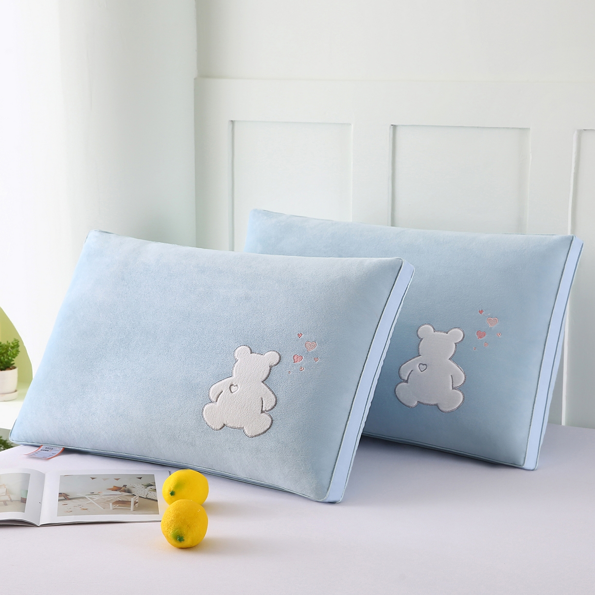 91家纺网 家纺一手货源 找家纺 佳尚枕芯 2025新款水晶绒保暖枕卡通绣花超柔学生枕枕头枕芯 小熊-天蓝