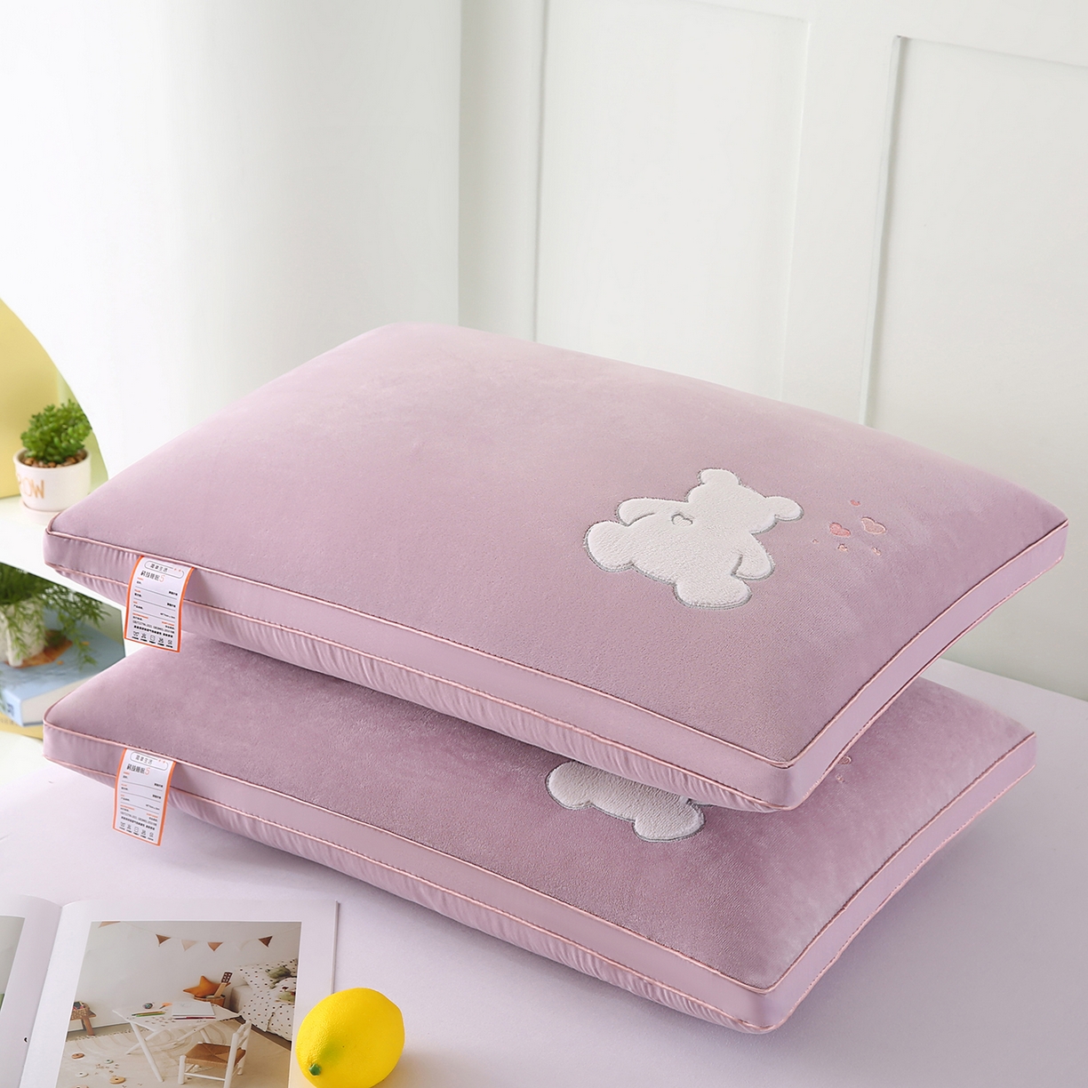 91家纺网 家纺一手货源 找家纺 佳尚枕芯 2025新款水晶绒保暖枕卡通绣花超柔学生枕枕头枕芯 小熊-紫色