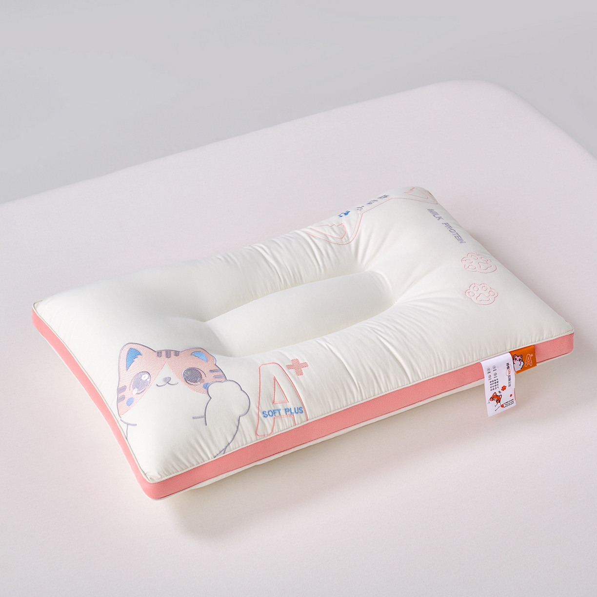 91家纺网 家纺一手货源 找家纺 鼎晟纺 2025新款全棉小奶猫亲子枕儿童学生枕头成人枕芯 粉色小奶猫成人款-一对装