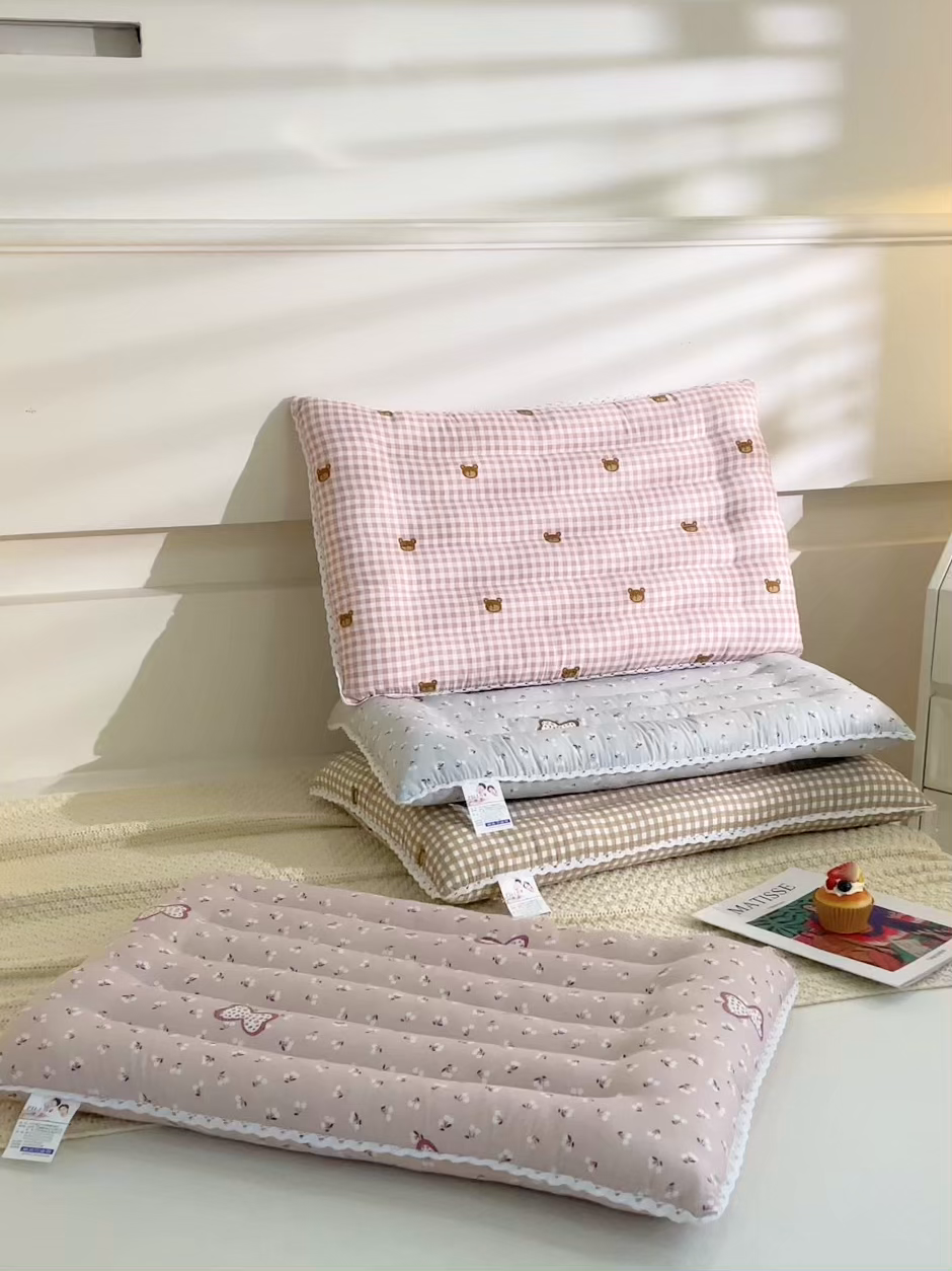 91家纺网 家纺一手货源 找家纺 佳尚枕芯 2025新款小碎花印花定型枕舒适枕枕头枕芯 印花定型枕-小熊-咖