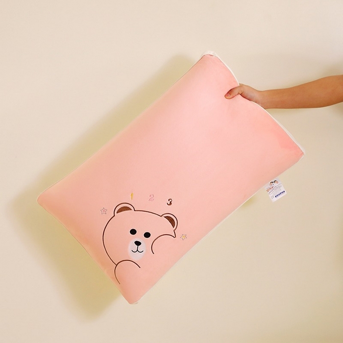 91家纺网 家纺一手货源 找家纺 佳尚枕芯 2025新款新品宝宝绒可爱卡通枕枕头枕芯-顽皮熊 宝宝绒顽皮熊-粉色