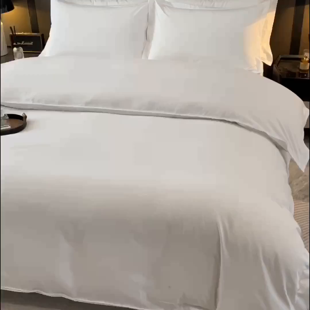 91家纺网 家纺一手货源 找家纺 罗菲尼酒店用品 2025新款高仿棉150克磨毛加厚酒店专用纯白四件套 白色