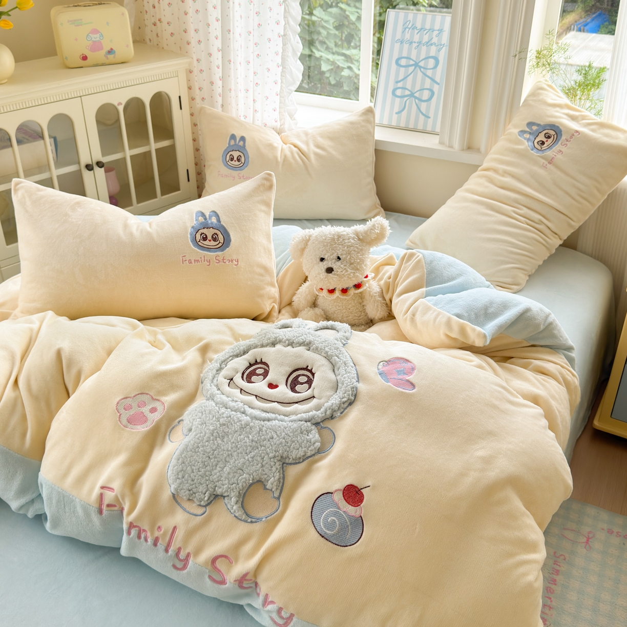 91家纺网 家纺一手货源 找家纺 （总）卡诗兰 2025新款贴布绣牛奶绒四件套