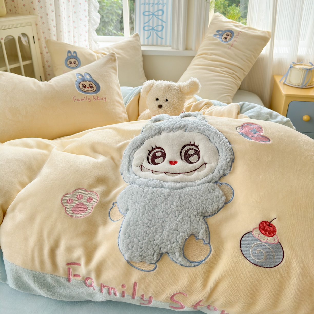 91家纺网 家纺一手货源 找家纺 （总）卡诗兰 2025新款贴布绣牛奶绒四件套