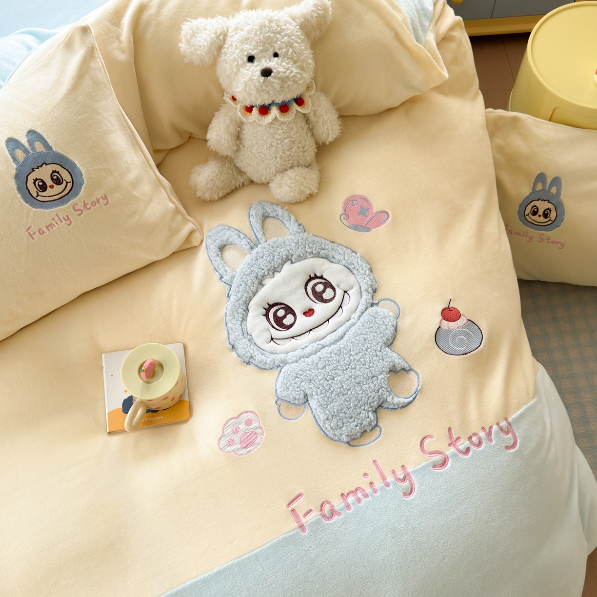 91家纺网 家纺一手货源 找家纺 卡诗兰 2025新款贴布绣牛奶绒四件套 皮皮布布