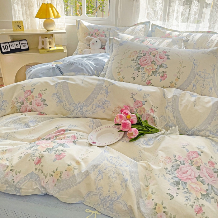 91家纺网 家纺一手货源 找家纺 曲之慕 2026春夏新款全棉纯棉小清新印花系列四件套床单床笠 蓝色觅境