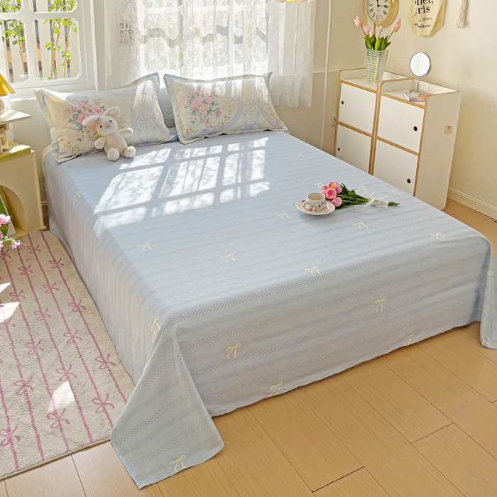 91家纺网 家纺一手货源 找家纺 曲之慕 2026春夏新款全棉纯棉小清新印花系列四件套床单床笠 蓝色觅境