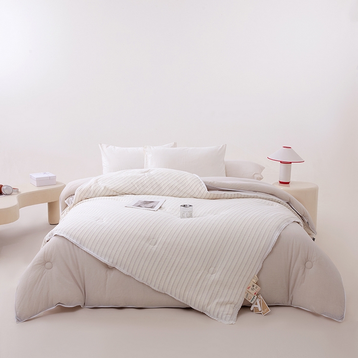 91家纺网 家纺一手货源 找家纺 VIP被业 2025新款星辰织条全棉大豆子母被冬被被芯 灰色