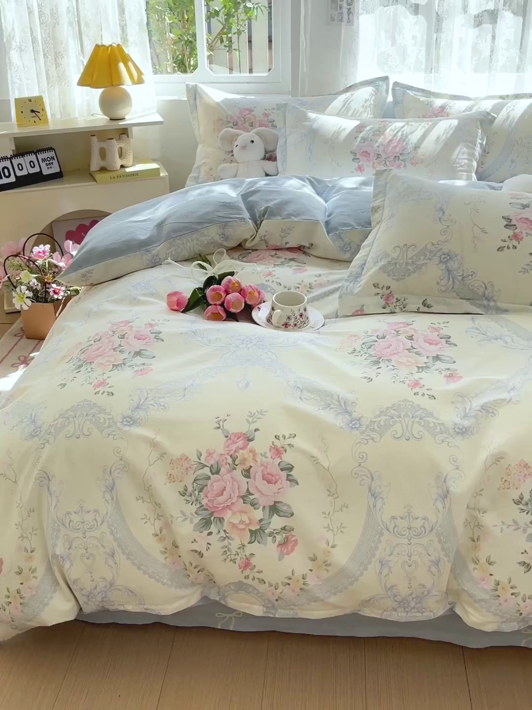 91家纺网 家纺一手货源 找家纺 曲之慕 2026春夏新款全棉纯棉小清新印花系列四件套床单床笠 蓝色觅境