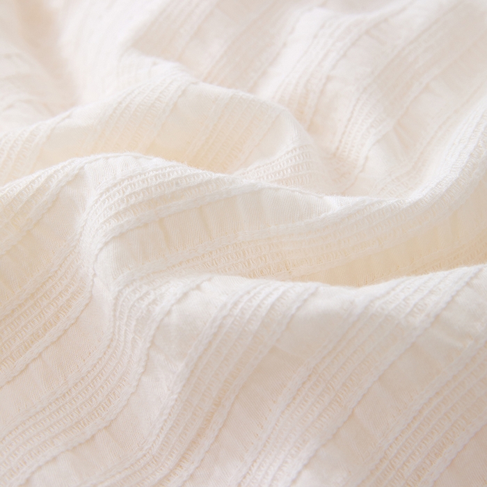 91家纺网 家纺一手货源 找家纺 VIP被业 2025新款星辰织条全棉大豆子母被冬被被芯 白色