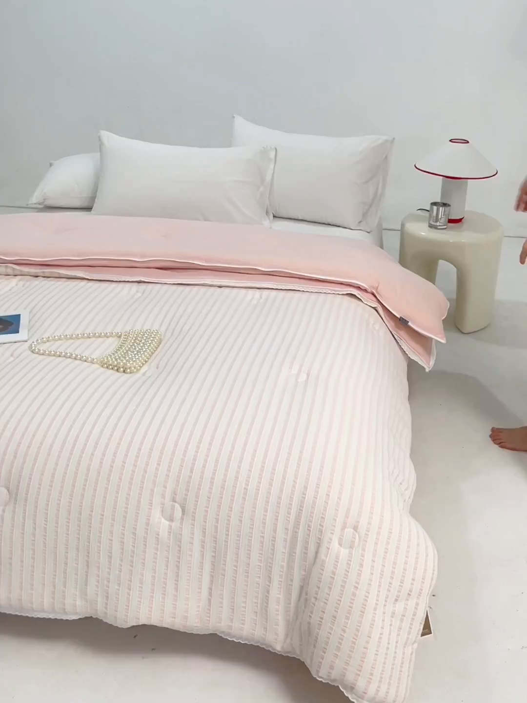 91家纺网 家纺一手货源 找家纺 VIP被业 2025新款星辰织条全棉大豆子母被冬被被芯 粉色