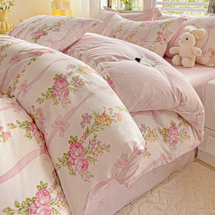 91家纺网 家纺一手货源 找家纺 曲之慕 2026春夏新款全棉纯棉小清新印花系列四件套床单床笠 浪漫蝴蝶结