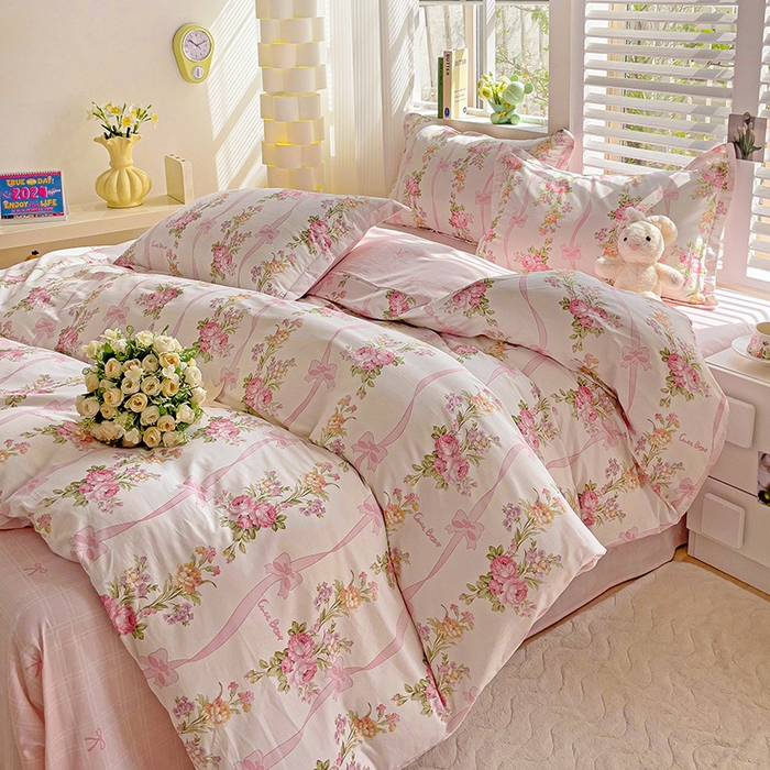 91家纺网 家纺一手货源 找家纺 曲之慕 2026春夏新款全棉纯棉小清新印花系列四件套床单床笠 浪漫蝴蝶结