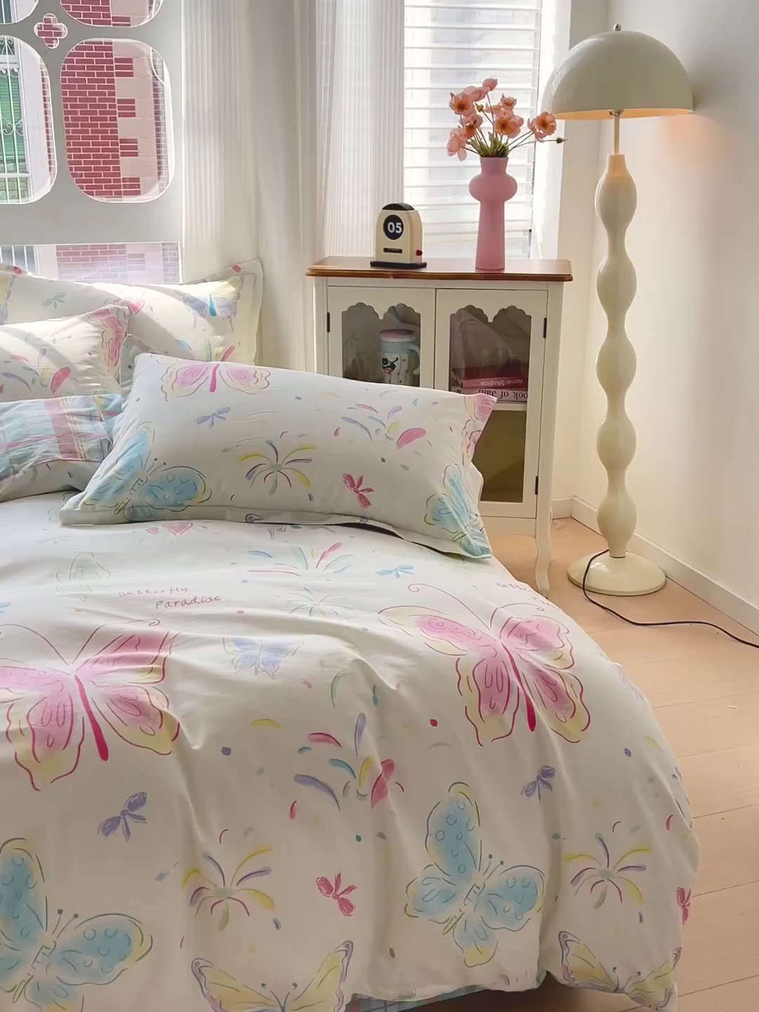 91家纺网 家纺一手货源 找家纺 曲之慕 2026春夏新款全棉纯棉小清新印花系列四件套床单床笠 恋蝶花瑶