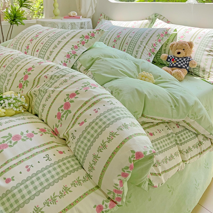 91家纺网 家纺一手货源 找家纺 曲之慕 2026春夏新款全棉纯棉小清新印花系列四件套床单床笠 恋恋花海