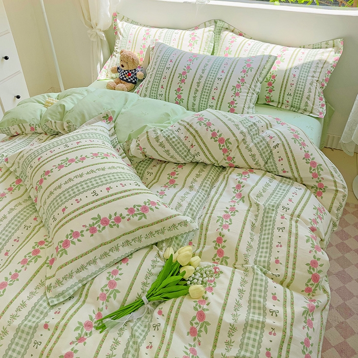 91家纺网 家纺一手货源 找家纺 曲之慕 2026春夏新款全棉纯棉小清新印花系列四件套床单床笠 恋恋花海