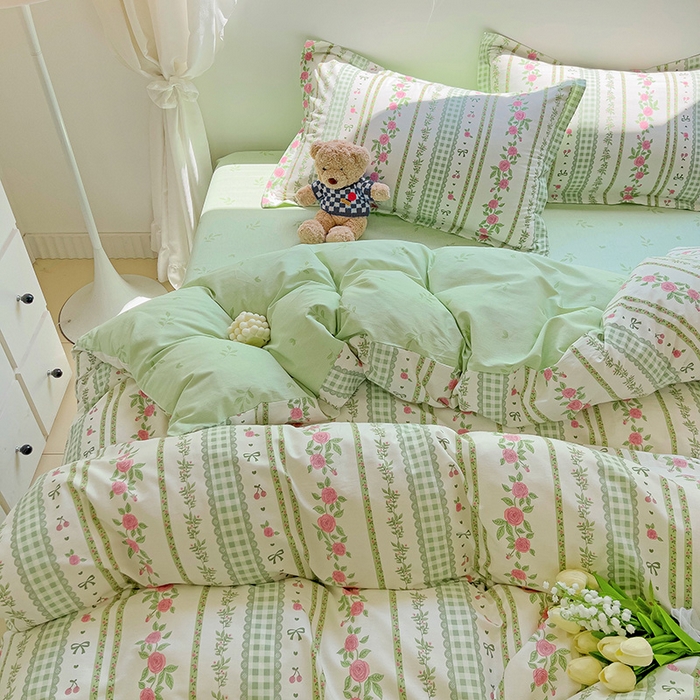 91家纺网 家纺一手货源 找家纺 曲之慕 2026春夏新款全棉纯棉小清新印花系列四件套床单床笠 恋恋花海