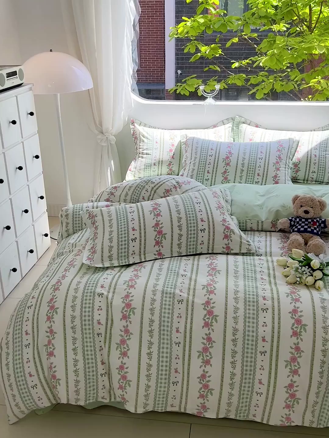 91家纺网 家纺一手货源 找家纺 曲之慕 2026春夏新款全棉纯棉小清新印花系列四件套床单床笠 恋恋花海