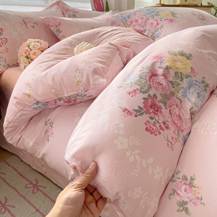 91家纺网 家纺一手货源 找家纺 曲之慕 2026春夏新款全棉纯棉小清新印花系列四件套床单床笠 盛夏茶花