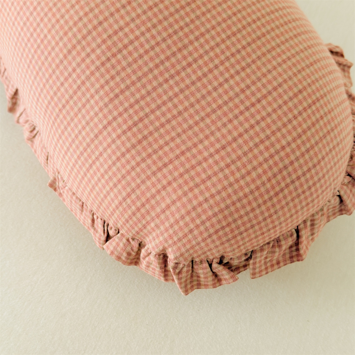 91家纺网 家纺一手货源 找家纺 （总）麦肯锡 2025新款美拉德系列长条抱枕夹腿抱枕