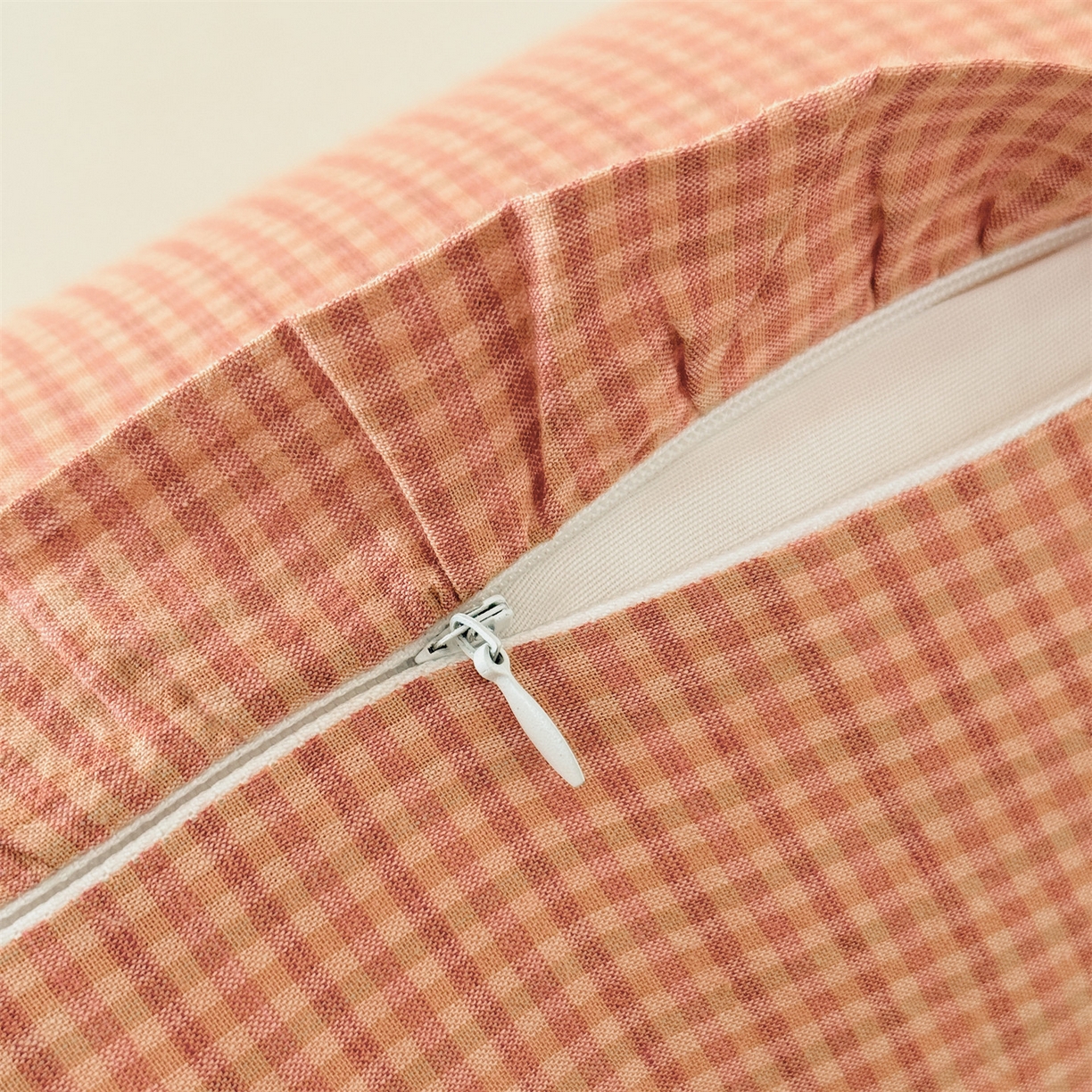 91家纺网 家纺一手货源 找家纺 （总）麦肯锡 2025新款美拉德系列长条抱枕夹腿抱枕