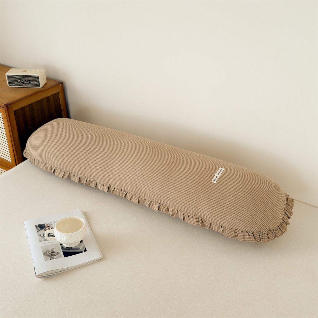 麦肯锡 2025新款美拉德系列长条抱枕夹腿抱枕 卡其【产品图】/对