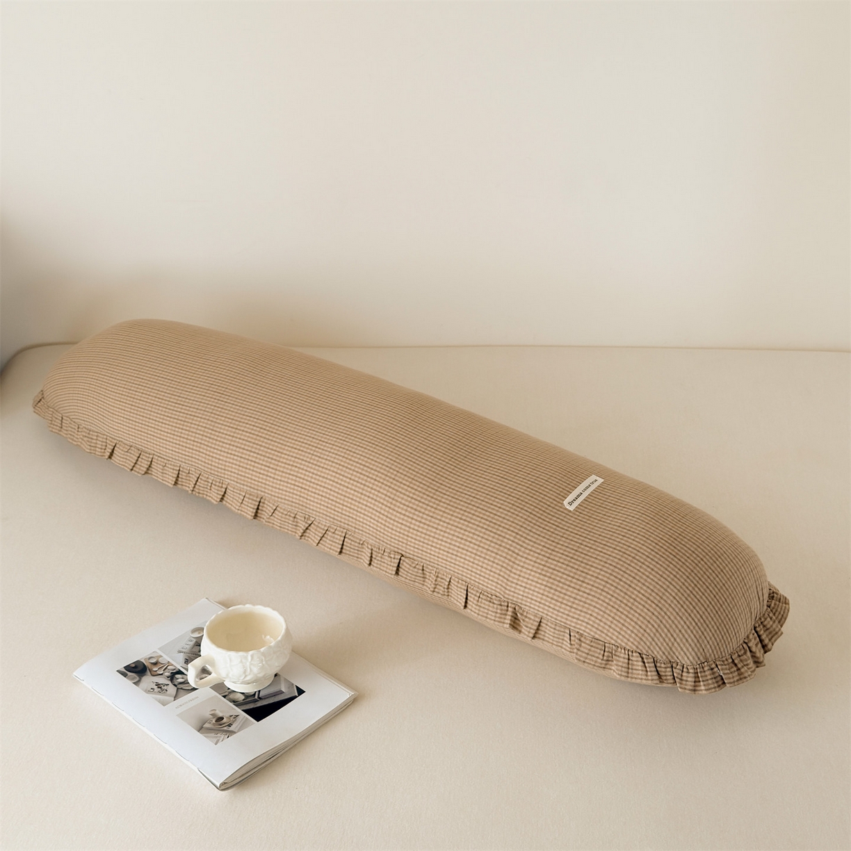 91家纺网 家纺一手货源 找家纺 麦肯锡 2025新款美拉德系列长条抱枕夹腿抱枕 卡其【产品图】/对