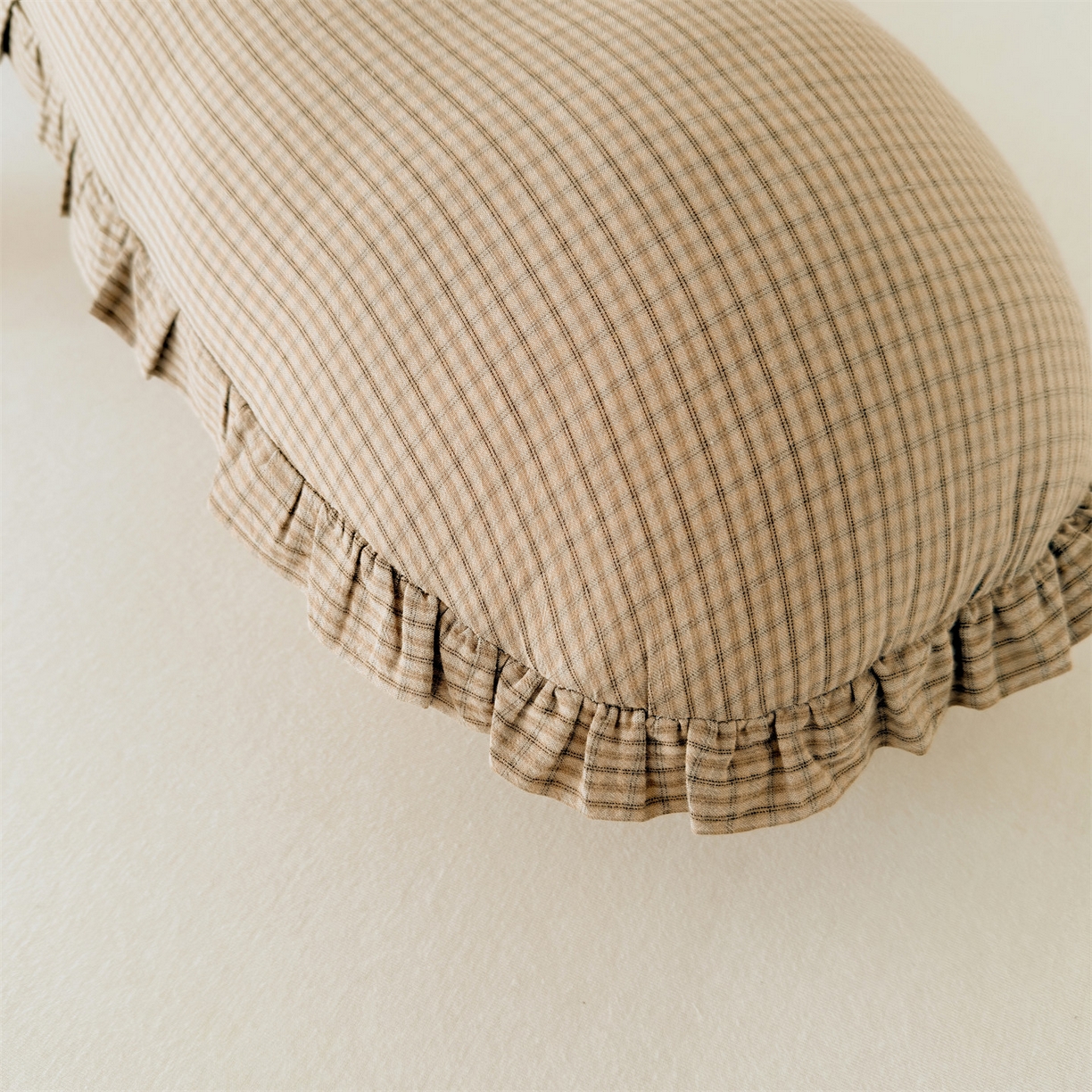 91家纺网 家纺一手货源 找家纺 麦肯锡 2025新款美拉德系列长条抱枕夹腿抱枕 卡其【产品图】/对