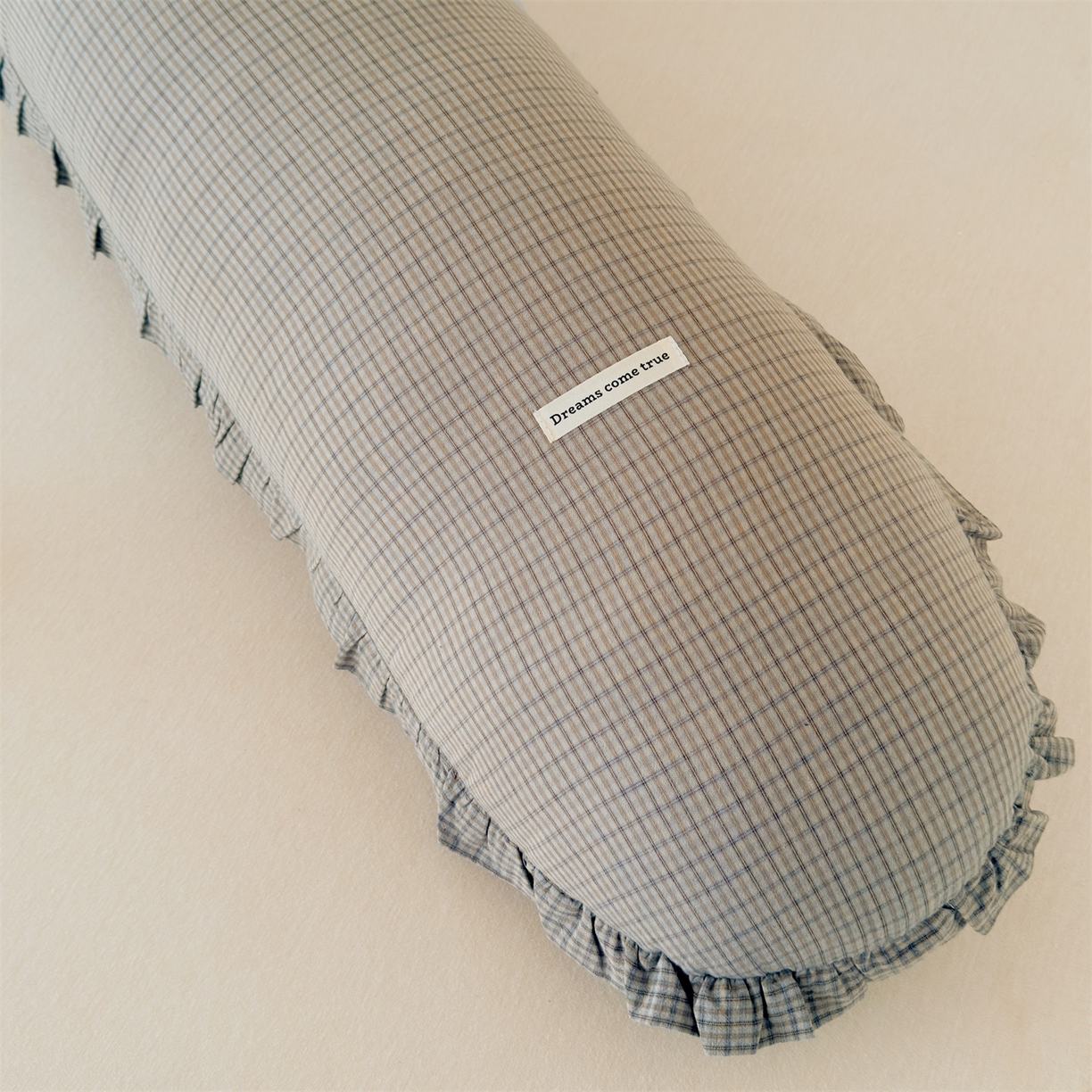 91家纺网 家纺一手货源 找家纺 麦肯锡 2025新款美拉德系列长条抱枕夹腿抱枕 米灰【产品图】/只