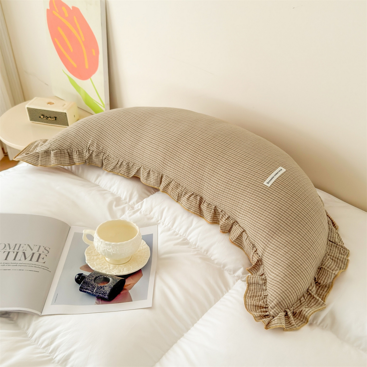 91家纺网 家纺一手货源 找家纺 麦肯锡 2025新款美拉德系列月亮抱枕夹腿抱枕 卡其【产品图】/只