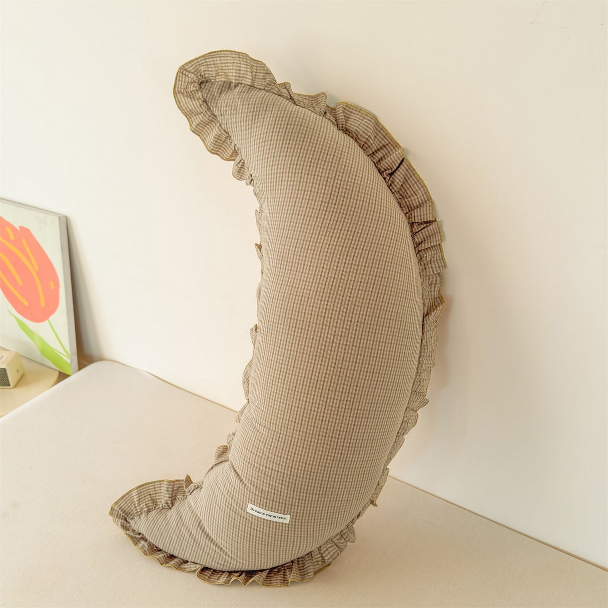 91家纺网 家纺一手货源 找家纺 麦肯锡 2025新款美拉德系列月亮抱枕夹腿抱枕 卡其【产品图】/对