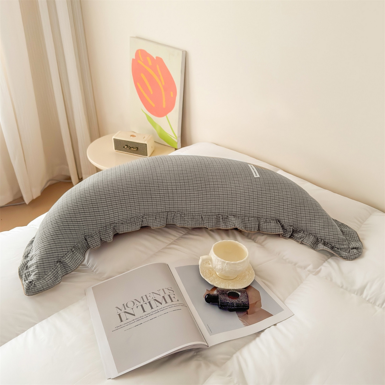 91家纺网 家纺一手货源 找家纺 麦肯锡 2025新款美拉德系列月亮抱枕夹腿抱枕 米灰【产品图】/只