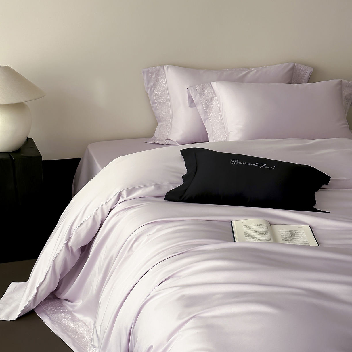 91家纺网 家纺一手货源 找家纺 佳汐蓝家纺 2025新款全棉刺绣花边四件套-妮娅 妮娅-紫色