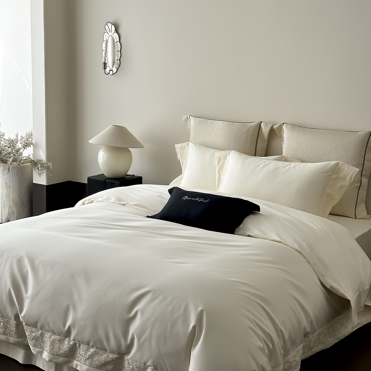 91家纺网 家纺一手货源 找家纺 佳汐蓝家纺 2025新款全棉刺绣花边四件套-妮娅 妮娅-米白色