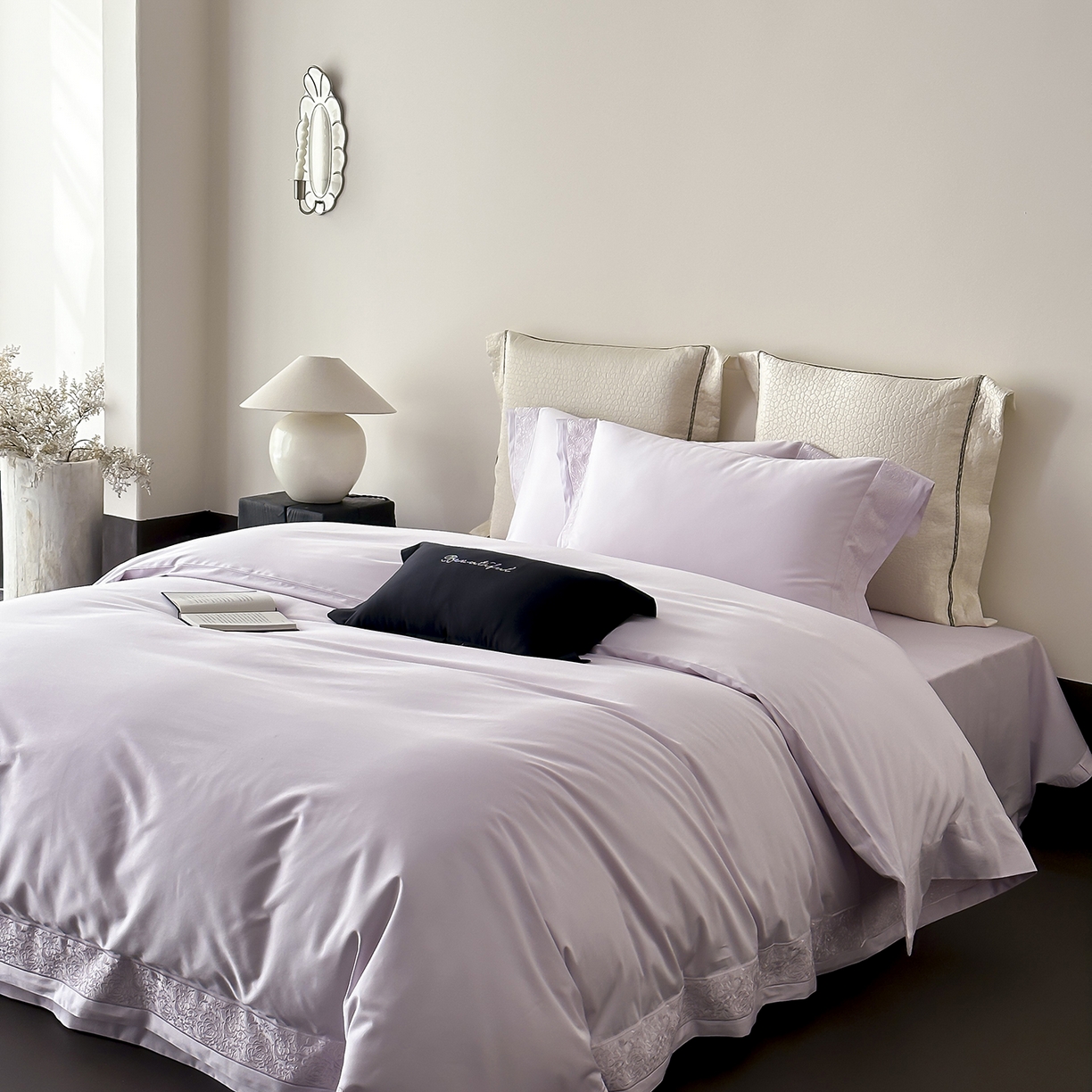 91家纺网 家纺一手货源 找家纺 佳汐蓝家纺 2025新款全棉刺绣花边四件套-妮娅 妮娅-紫色