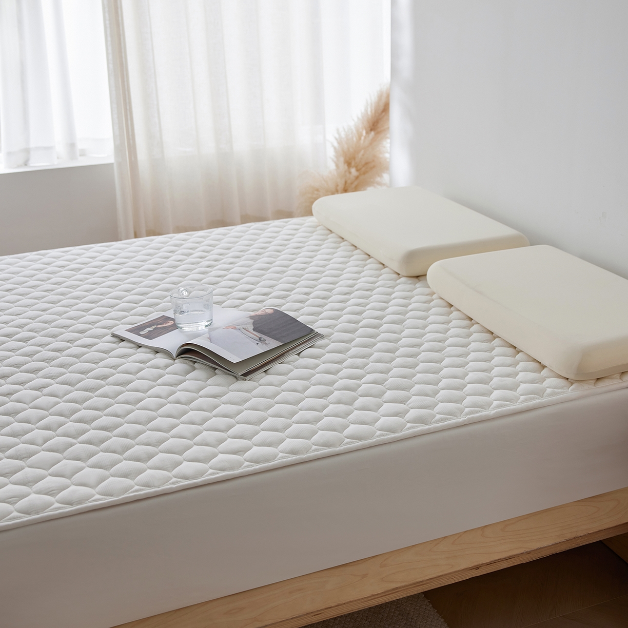 91家纺网 家纺一手货源 找家纺 三味舒屋 2025新款朵桃系列全棉夹棉保护垫软床垫薄床垫（控价 券后叠加不低于128、158、168、178） 棉桃