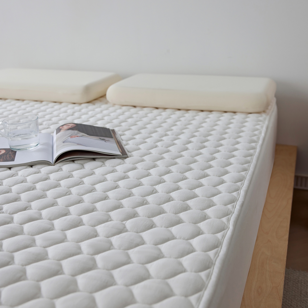 91家纺网 家纺一手货源 找家纺 三味舒屋 2025新款朵桃系列全棉夹棉保护垫软床垫薄床垫（控价 券后叠加不低于128、158、168、178） 棉桃