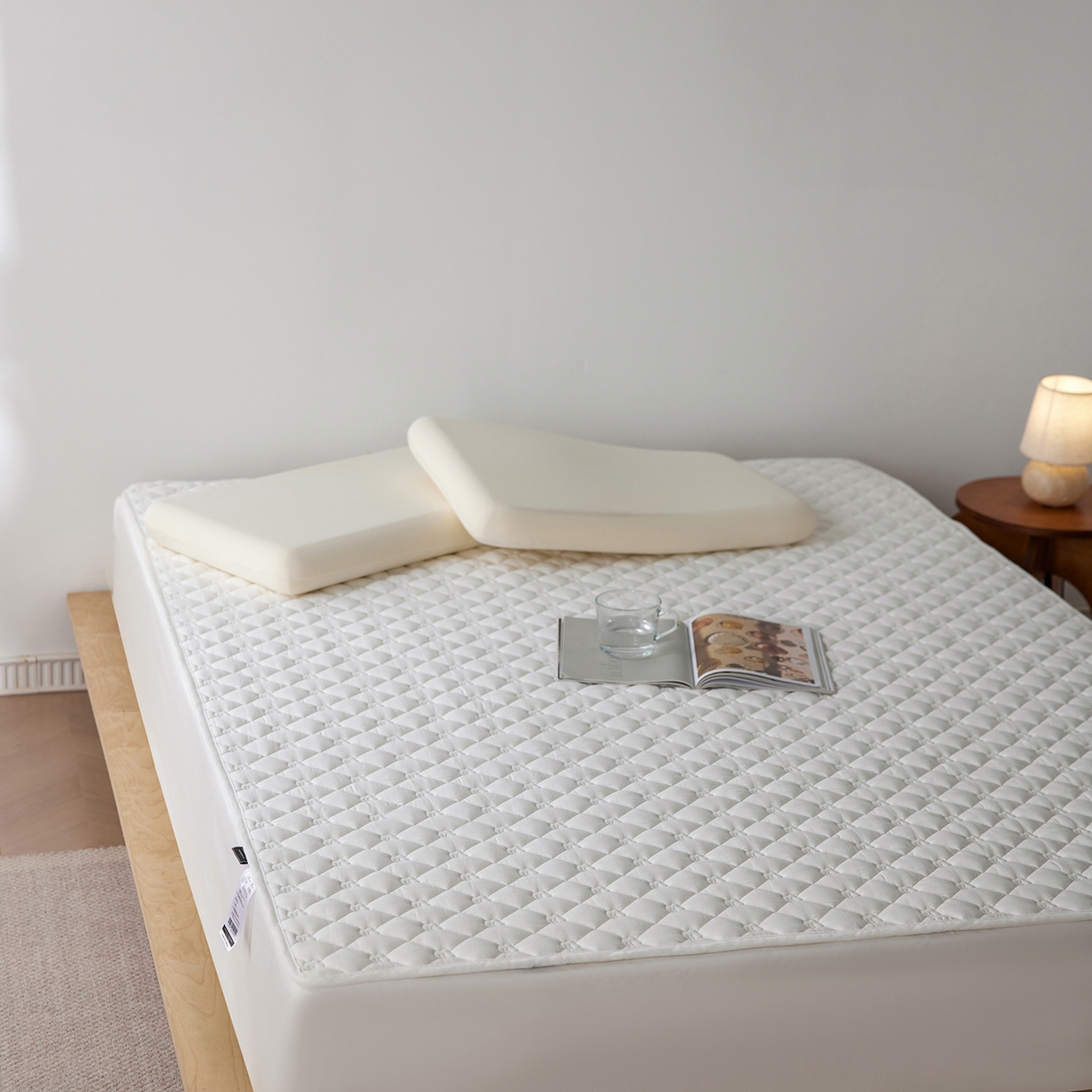 91家纺网 家纺一手货源 找家纺 （总）三味舒屋 2025新款朵桃系列全棉夹棉保护垫软床垫薄床垫（控价 券后叠加不低于128、158、168、178）