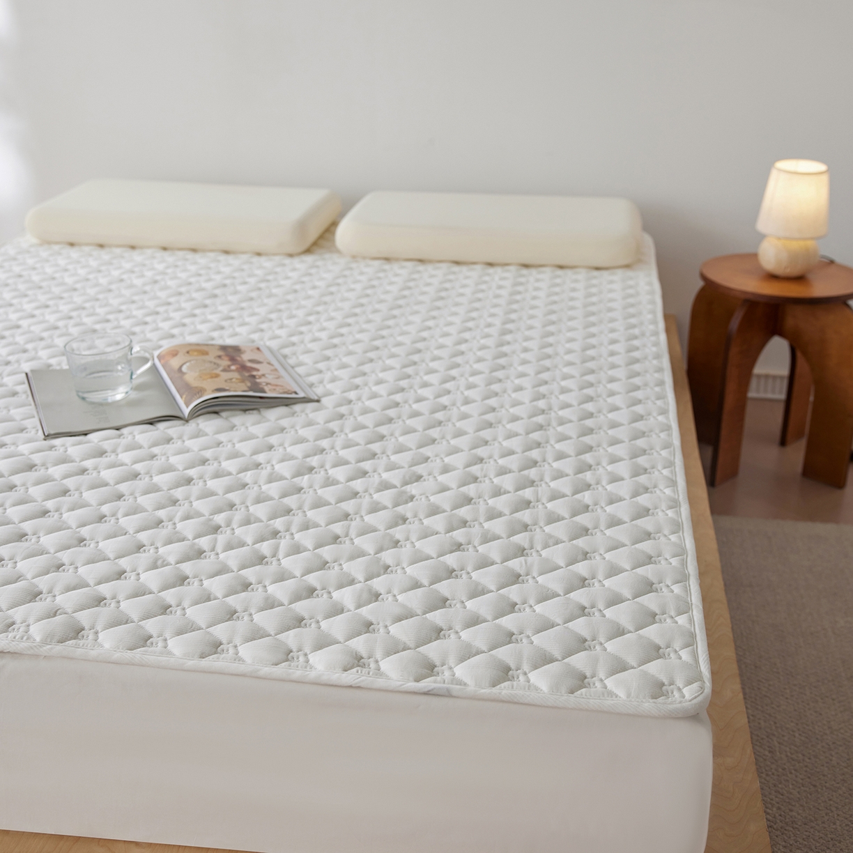 91家纺网 家纺一手货源 找家纺 （总）三味舒屋 2025新款朵桃系列全棉夹棉保护垫软床垫薄床垫（控价 券后叠加不低于128、158、168、178）