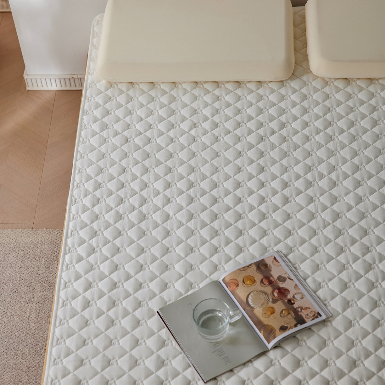 91家纺网 家纺一手货源 找家纺 三味舒屋 2025新款朵桃系列全棉夹棉保护垫软床垫薄床垫（控价 券后叠加不低于128、158、168、178） 棉朵