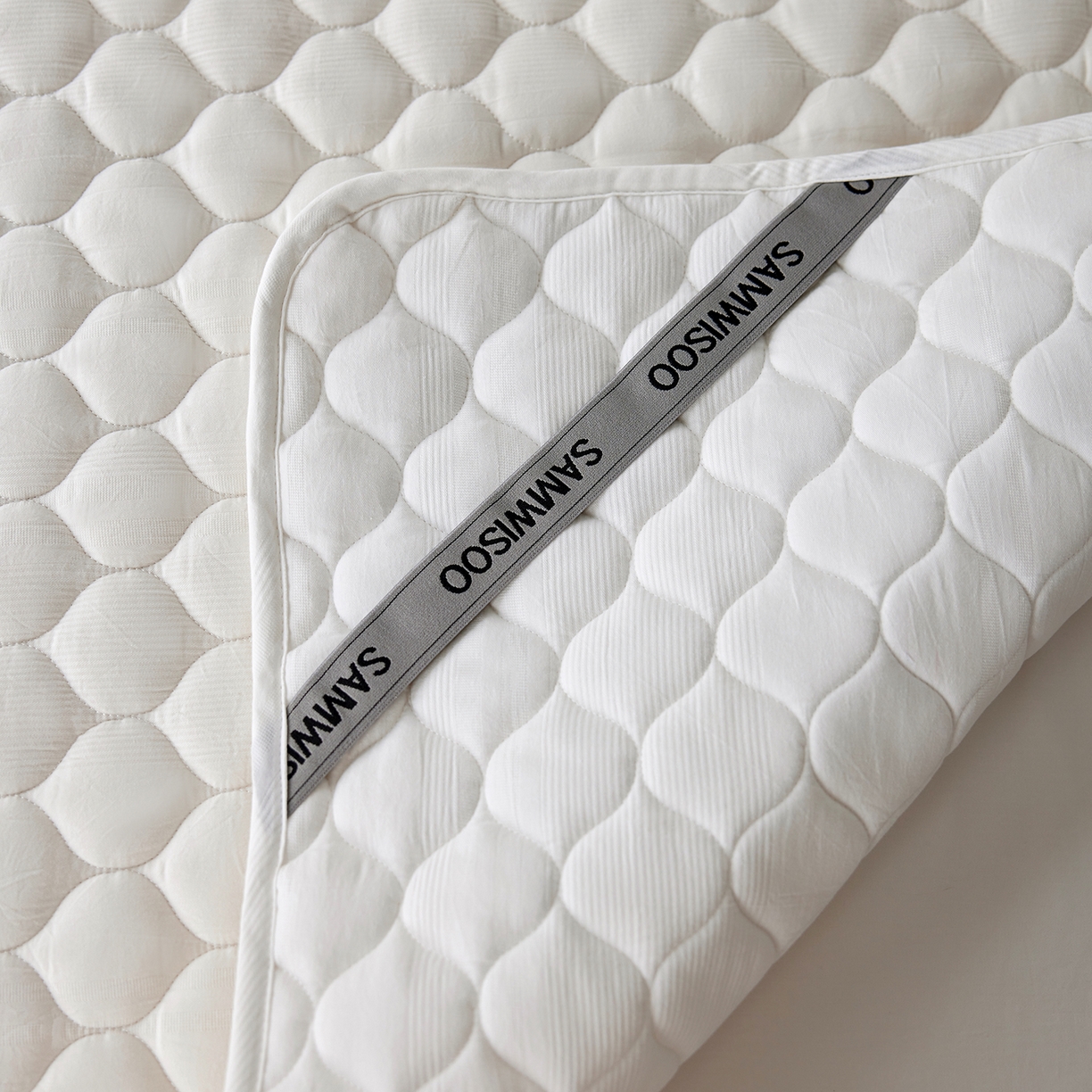 91家纺网 家纺一手货源 找家纺 三味舒屋 2025新款朵桃系列全棉夹棉保护垫软床垫薄床垫（控价 券后叠加不低于128、158、168、178） 棉桃