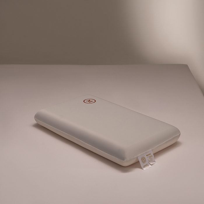 91家纺网 家纺一手货源 找家纺 蝶飞舞 2025新款（源头工厂）华会式M3.0记忆枕全季酒店枕零压力慢回弹深睡护颈椎枕 70*42*10cm