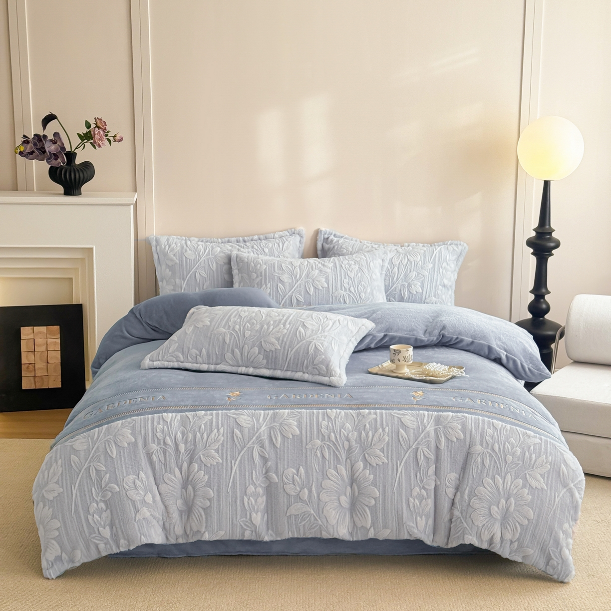 91家纺网 家纺一手货源 找家纺 米可 2025新款兔毛烂花牛奶绒绣花四件套 春絮-蓝灰