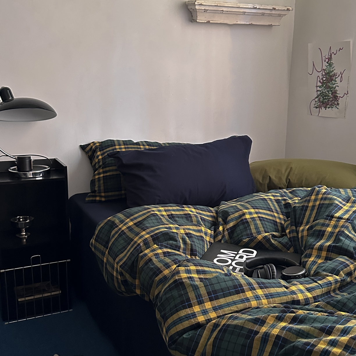 91家纺网 家纺一手货源 找家纺 柚可家居 2026新款色织水洗棉全棉四件套-查尔斯诗集 （券后标准不低于258元，加大不低于278元）会员-5元 查尔斯诗集（枕套藏蓝+橄榄绿）