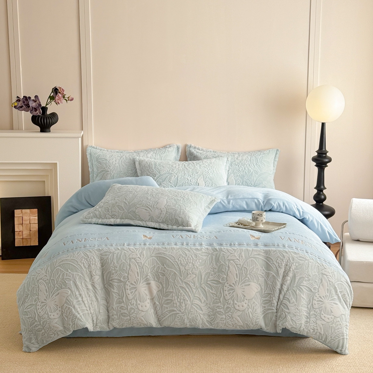 91家纺网 家纺一手货源 找家纺 米可 2025新款兔毛烂花牛奶绒绣花四件套 蝴蝶-蓝